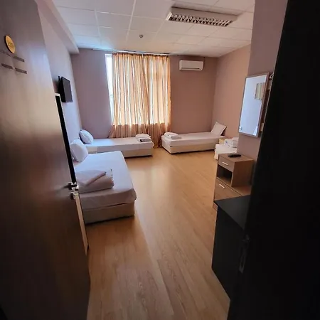 Provans Famili Отель