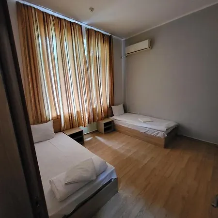 Provans Famili ホテル