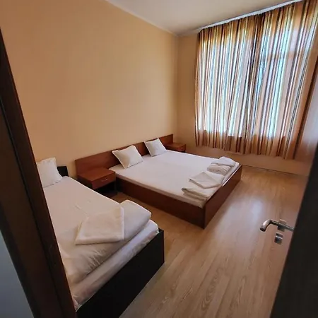 Provans Famili Hotell 3*