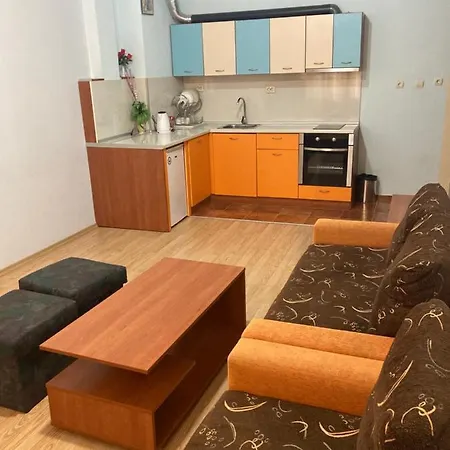 Provans Famili Letnitsa